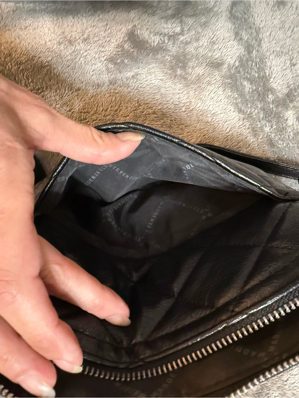 Steve Madden Black Quilted Crossbody with Chain Accent - Picture 7 of 7